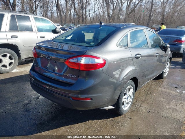 Ford FIESTA SE 2017 3FADP4BJ3HM157644 Image 4