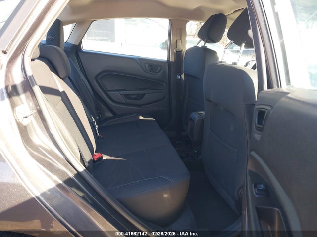 Ford FIESTA SE 2017 3FADP4BJ3HM157644 Image 8