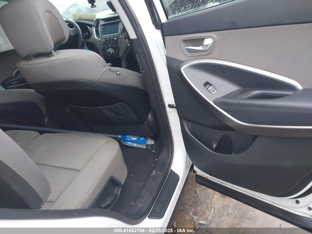 5XYZUDLB8HG390710 Hyundai Santa Fe Sport 2.4l