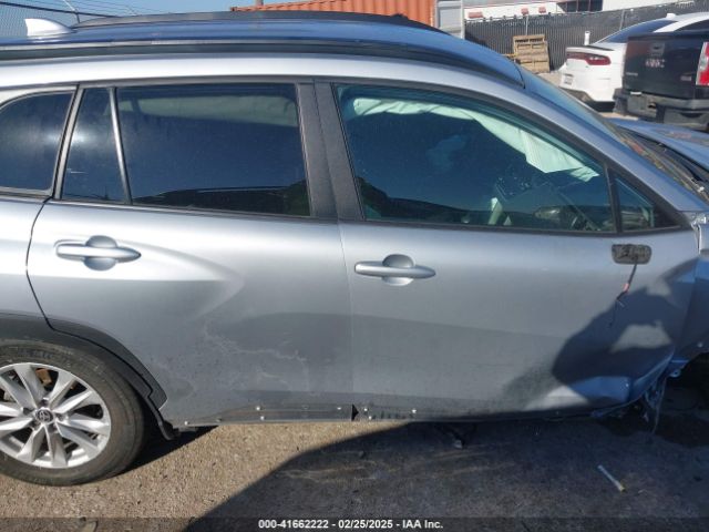 7MUCAAAG5PV051857 Toyota Corolla Cross Le