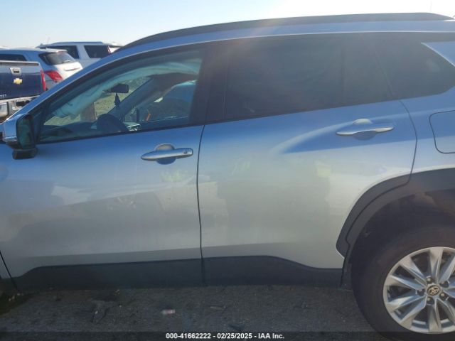 7MUCAAAG5PV051857 Toyota Corolla Cross Le