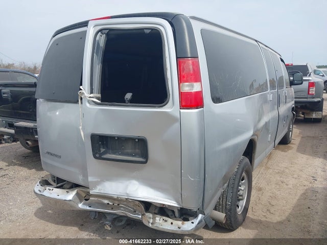 Chevrolet Express 3500 Lt 2017 1GAZGPFG7H1144255 Image 4