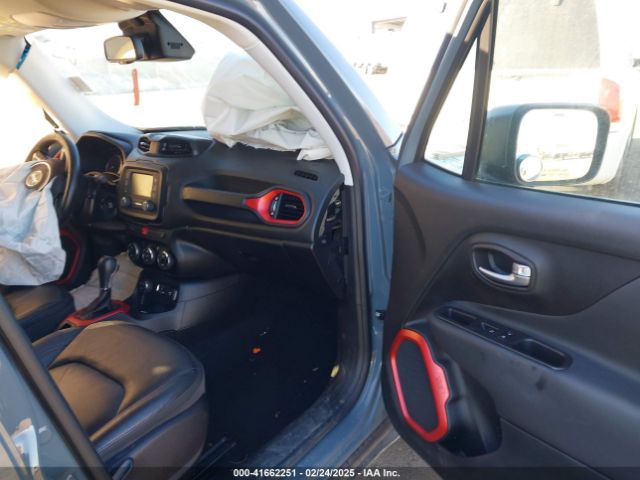 ZACCJBCB7HPF93753 Jeep Renegade Trailhawk 4x4