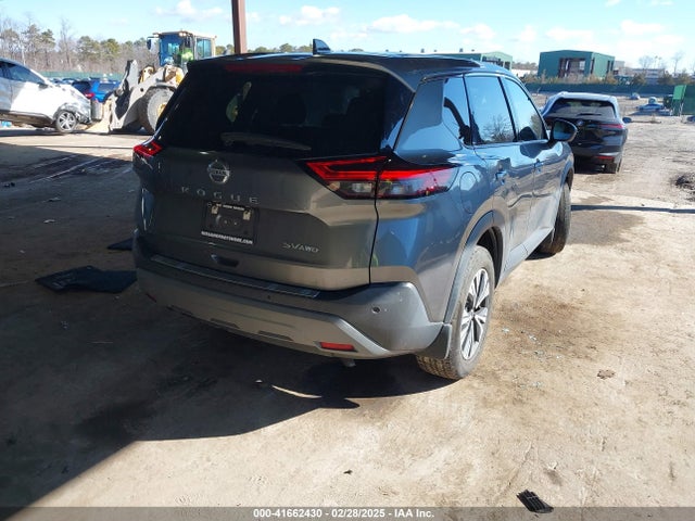 5N1AT3BB6MC680319 Nissan Rogue Sv Intelligent Awd