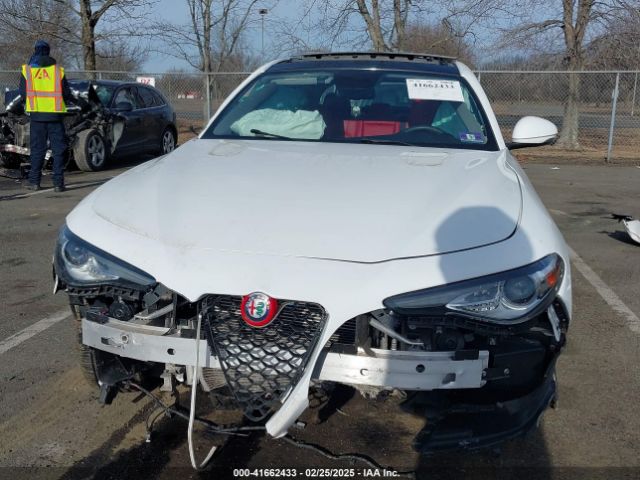 ZARFANBN0K7612860 Alfa Romeo Giulia Ti Sport Awd