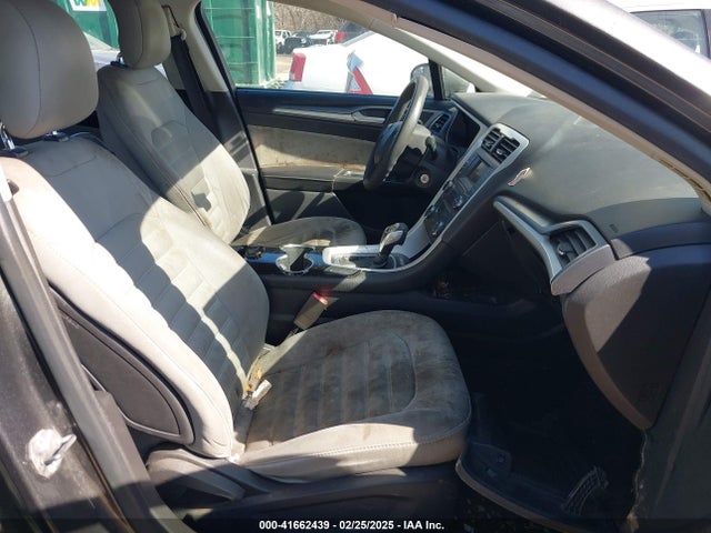1FA6P0G76F5102168 Ford FUSION S