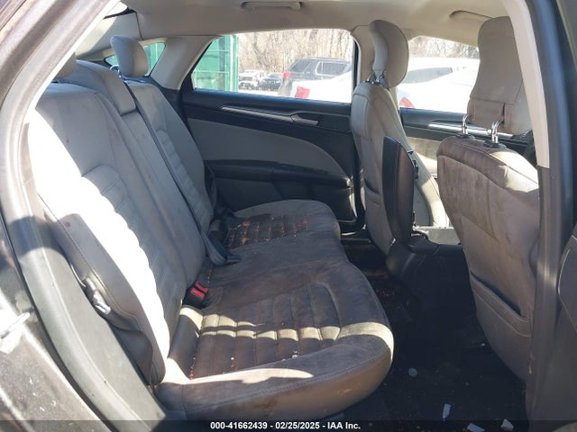 1FA6P0G76F5102168 Ford FUSION S