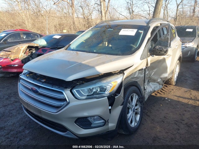 1FMCU0GD9HUE65306 Ford ESCAPE SE