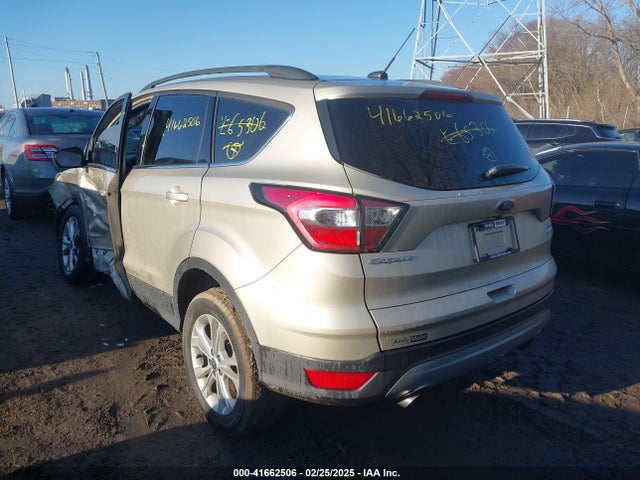 1FMCU0GD9HUE65306 Ford ESCAPE SE