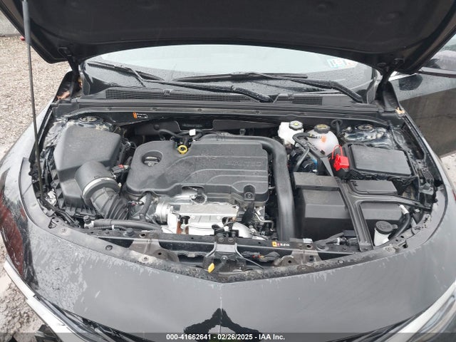 1G1ZD5STXSF102818 Chevrolet Malibu Fwd 1lt