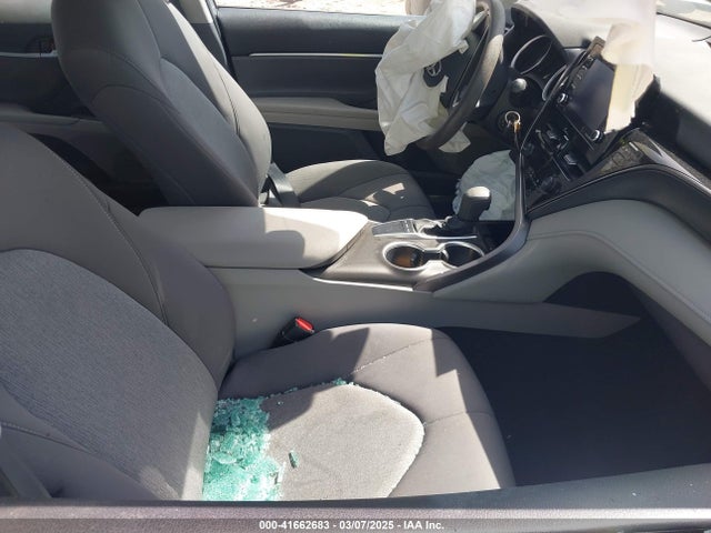 4T1C11AK9NU695736 Toyota CAMRY LE