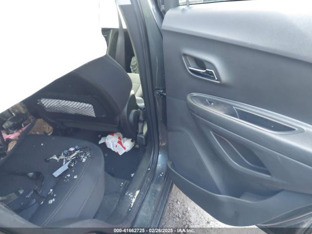 3GNCJNSB4KL389924 Chevrolet TRAX LS