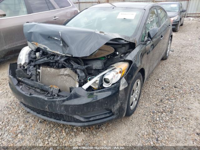 KNAFX4A60G5556660 KIA FORTE LX