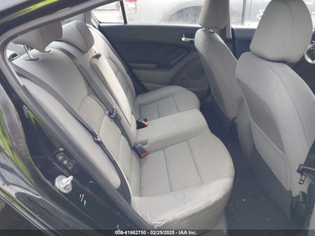 KNAFX4A60G5556660 KIA FORTE LX
