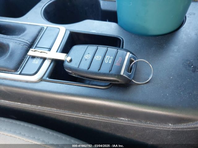 5XXGT4L37JG266313 KIA Optima Lx