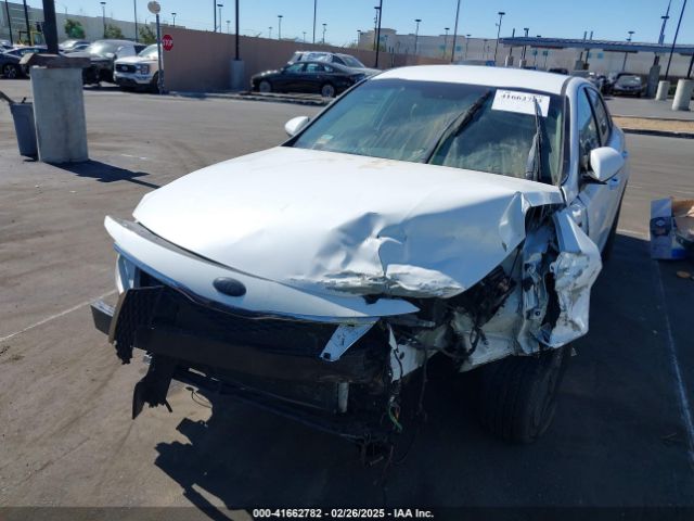 5XXGT4L37JG266313 KIA Optima Lx