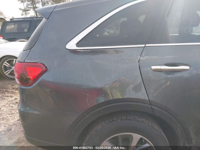 5XYPGDA54LG692628 KIA Sorento 3.3l Lx