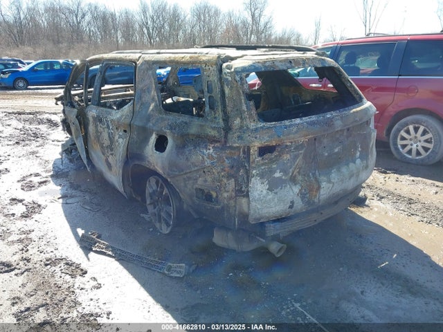 1GNERGKW5KJ286390 Chevrolet Traverse 1lt