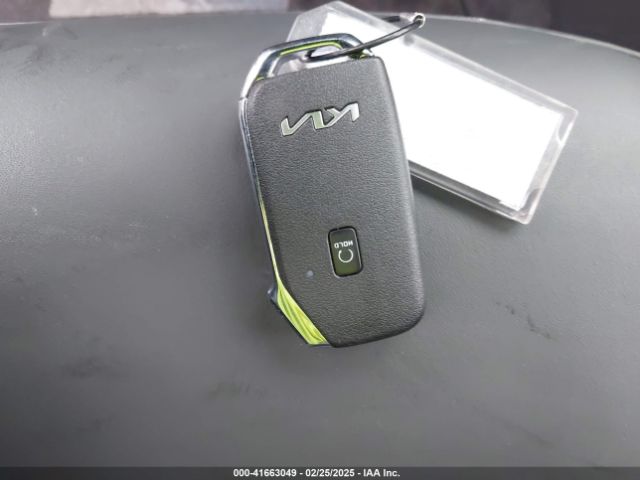 KNDCR3L17R5097819 KIA Niro Ev Wind
