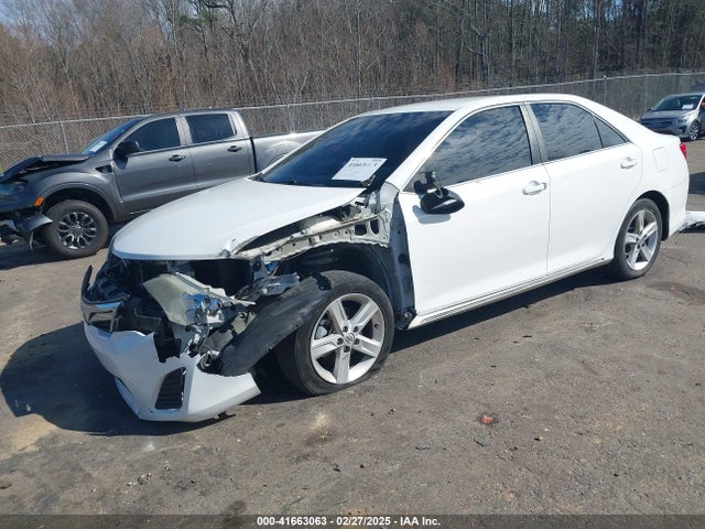 Toyota CAMRY LE 2014 4T4BF1FK7ER352340 Image 2