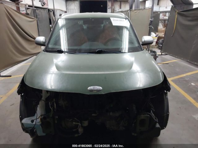 KNDJ23AU2L7045373 KIA Soul X-line