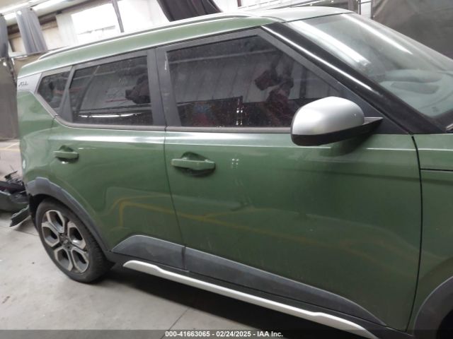 KNDJ23AU2L7045373 KIA Soul X-line
