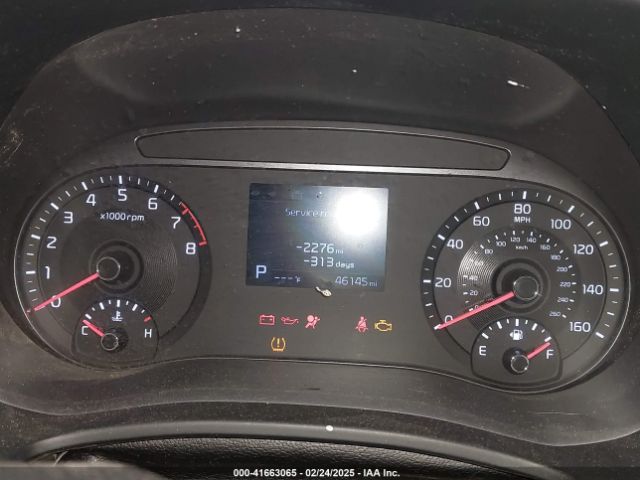 KNDJ23AU2L7045373 KIA Soul X-line