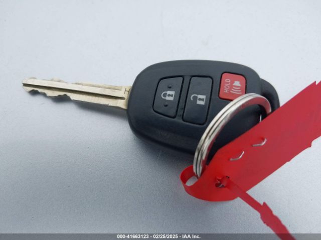 2T3ZFREV2FW155524 Toyota RAV4 LE