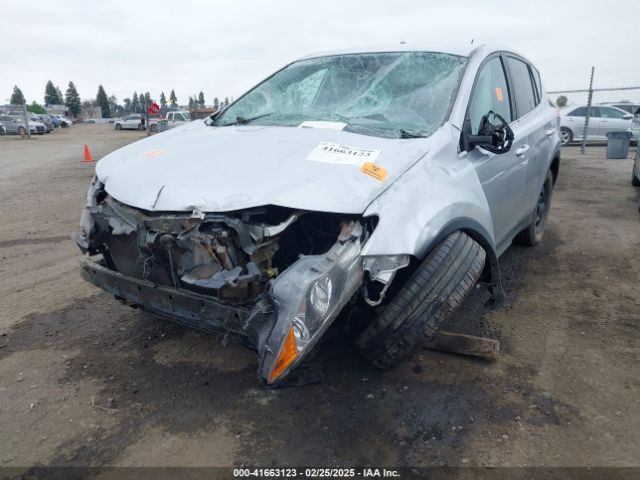 2T3ZFREV2FW155524 Toyota RAV4 LE