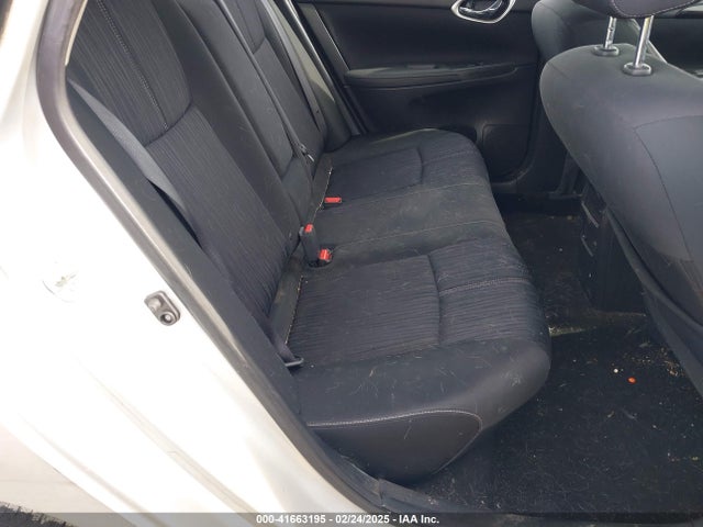 3N1AB7AP2HY326793 Nissan SENTRA SV