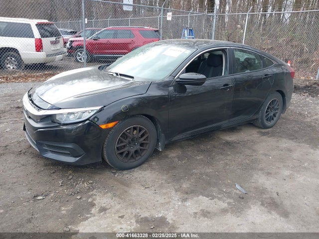 Honda CIVIC EX 2018 2HGFC2F74JH605557 Image 2