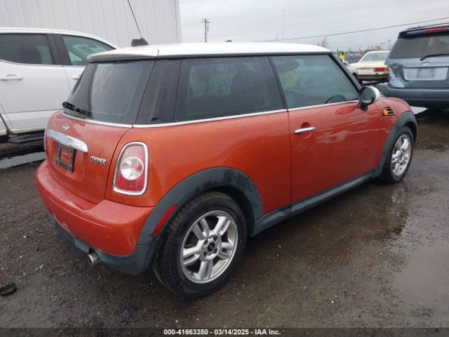 2012 MINI COOPER WMWSU3C5XCT257897 Photo 3