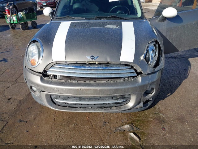 2012 MINI COOPER WMWSU3C59CT367386 Photo 5