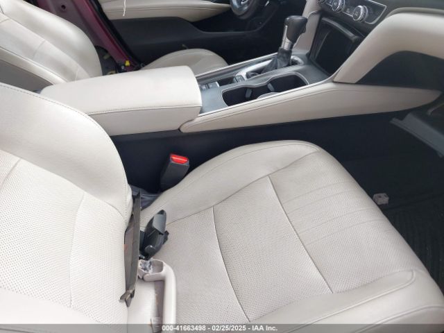1HGCV1F99JA035644 Honda Accord Touring