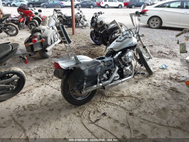 2003 HARLEY-DAVIDSON FXDWG 1HD1GEV403K304283 Photo 3