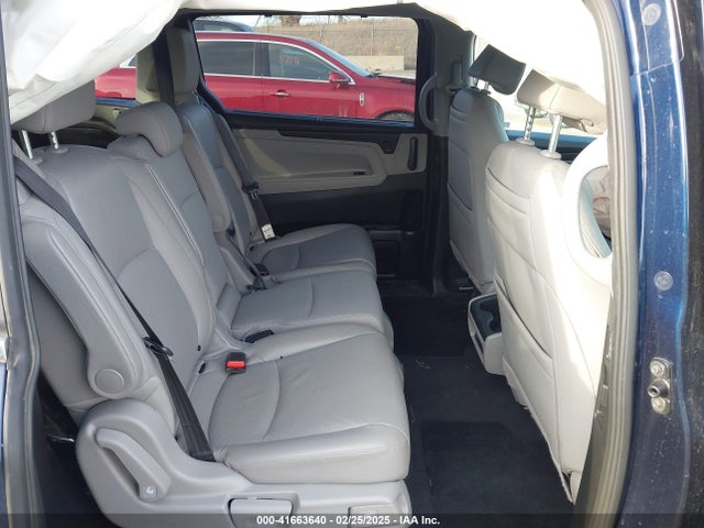 5FNRL6H78JB059805 Honda Odyssey Ex-l