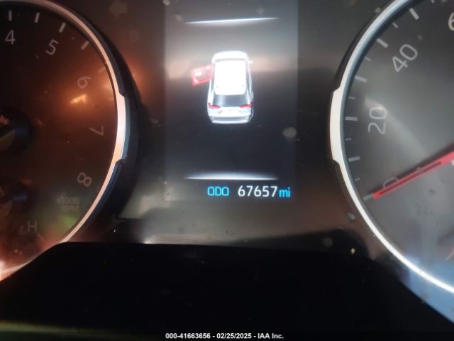 2T3P1RFV8MC220654 Toyota Rav4 Xle
