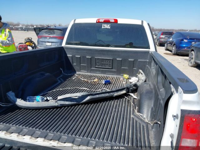 1GCNCNEH0JZ107314 Chevrolet Silverado 1500 Wt