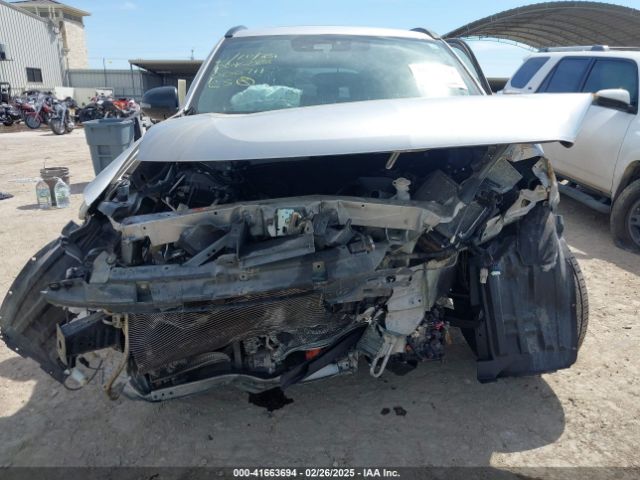 JA4AD3A34LJ000711 Mitsubishi Outlander Le 2.4