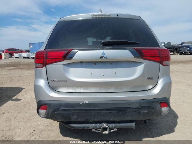 JA4AD3A34LJ000711 Mitsubishi Outlander Le 2.4