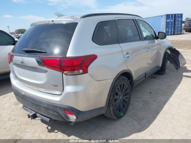 2020 MITSUBISHI OUTLANDER JA4AD3A34LJ000711 Photo 3