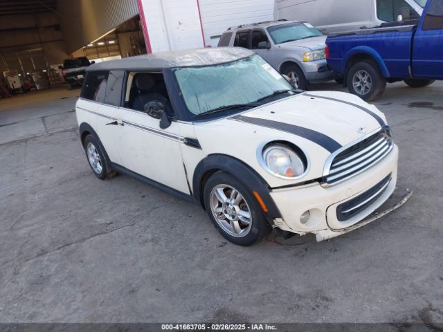 2013 MINI CLUBMAN WMWZF3C54DT491236 Photo 0