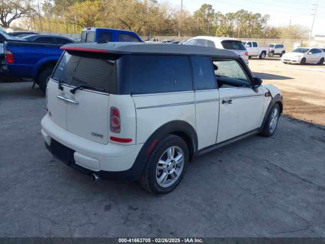 2013 MINI CLUBMAN WMWZF3C54DT491236 Photo 3