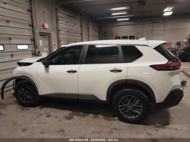 5N1AT3AAXMC839206 Nissan Rogue S Fwd