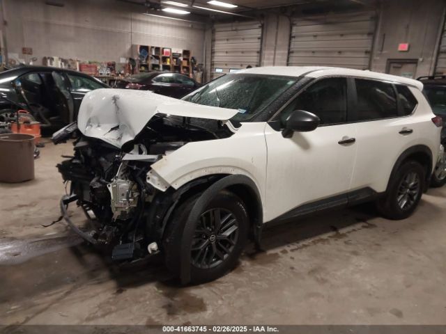 5N1AT3AAXMC839206 Nissan Rogue S Fwd