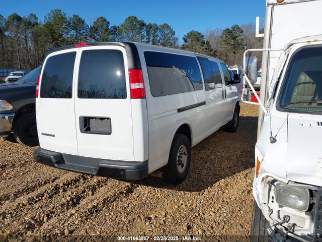 1GAZGNFP9P1114645 Chevrolet Express Passenger Rwd 3500 Extended Wheelbase Ls