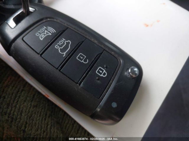 KMHH35LE3JU009912 Hyundai ELANTRA GT