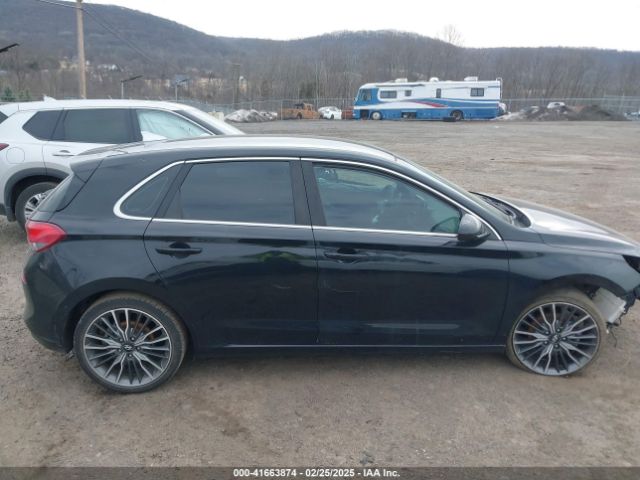 KMHH35LE3JU009912 Hyundai ELANTRA GT