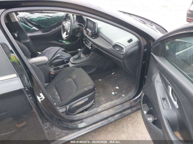 KMHH35LE3JU009912 Hyundai ELANTRA GT