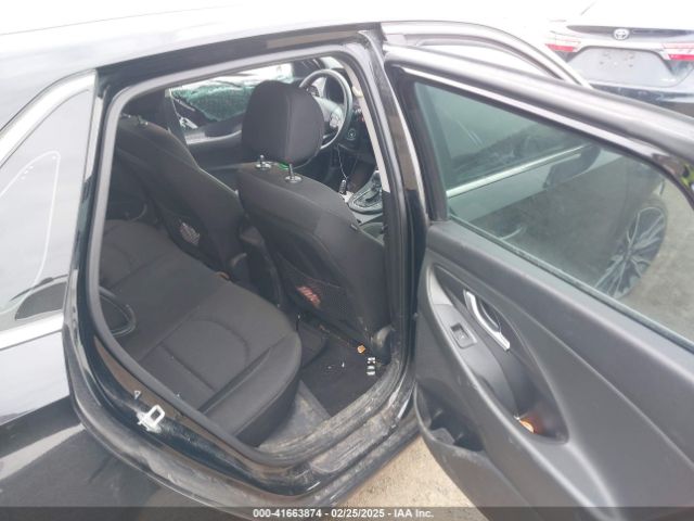 KMHH35LE3JU009912 Hyundai ELANTRA GT